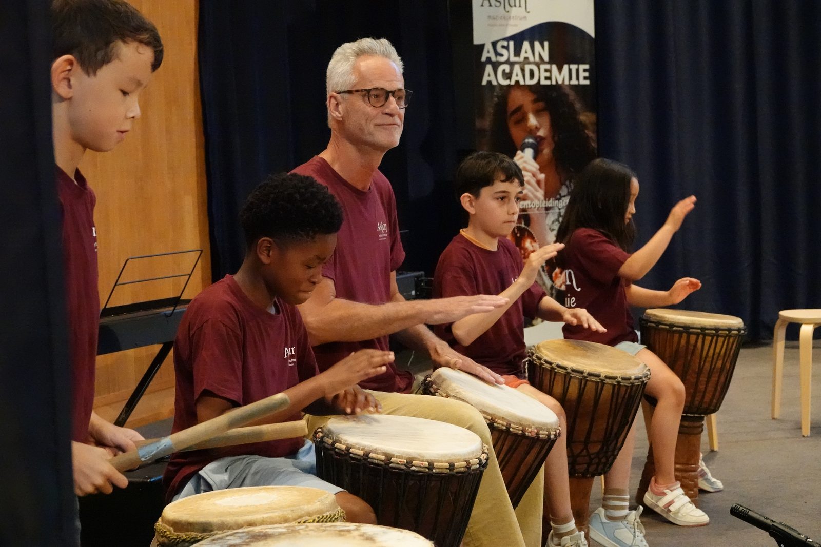 Leerlingen van Aslan Academie Junior